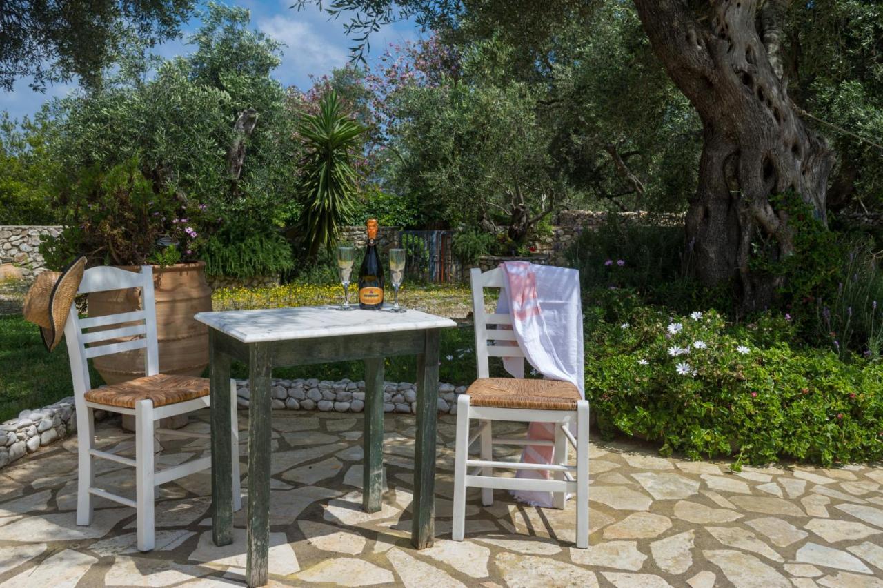 Villa Elaia Suites & Apartments No.1 Gaios Dış mekan fotoğraf